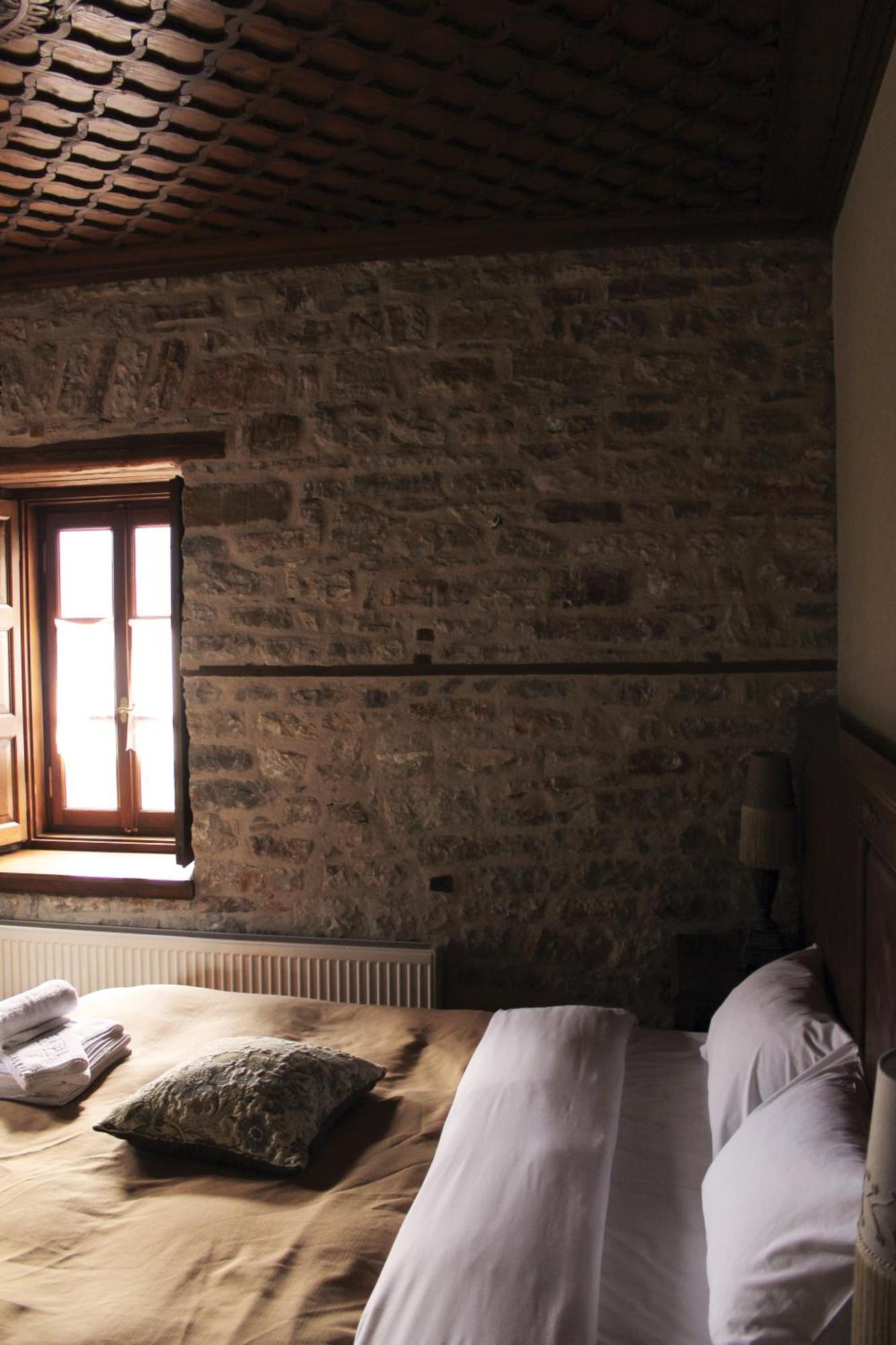 Old Inn Gorianádhes Екстериор снимка