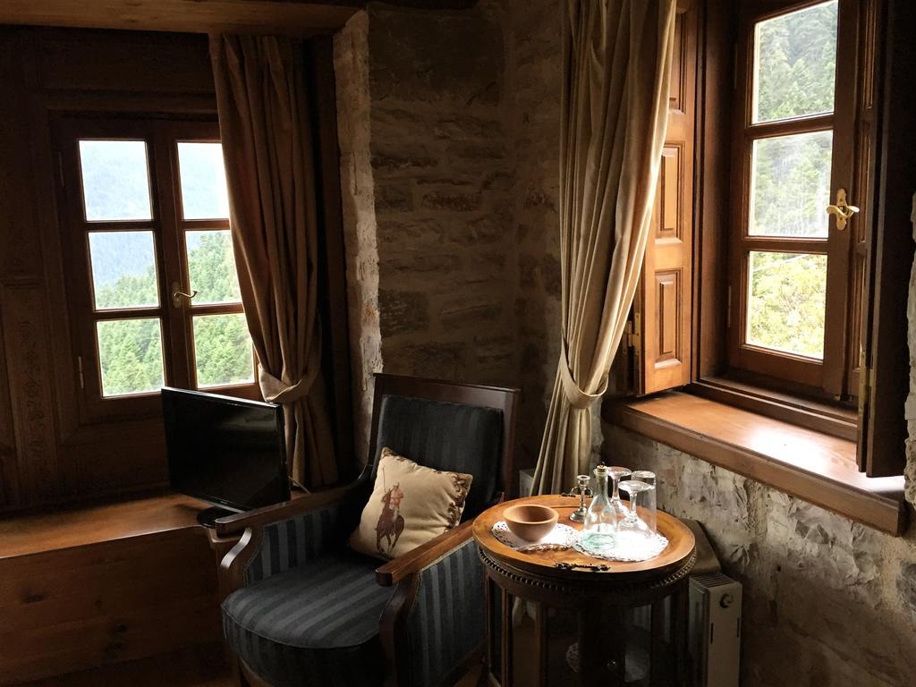 Old Inn Gorianádhes Екстериор снимка